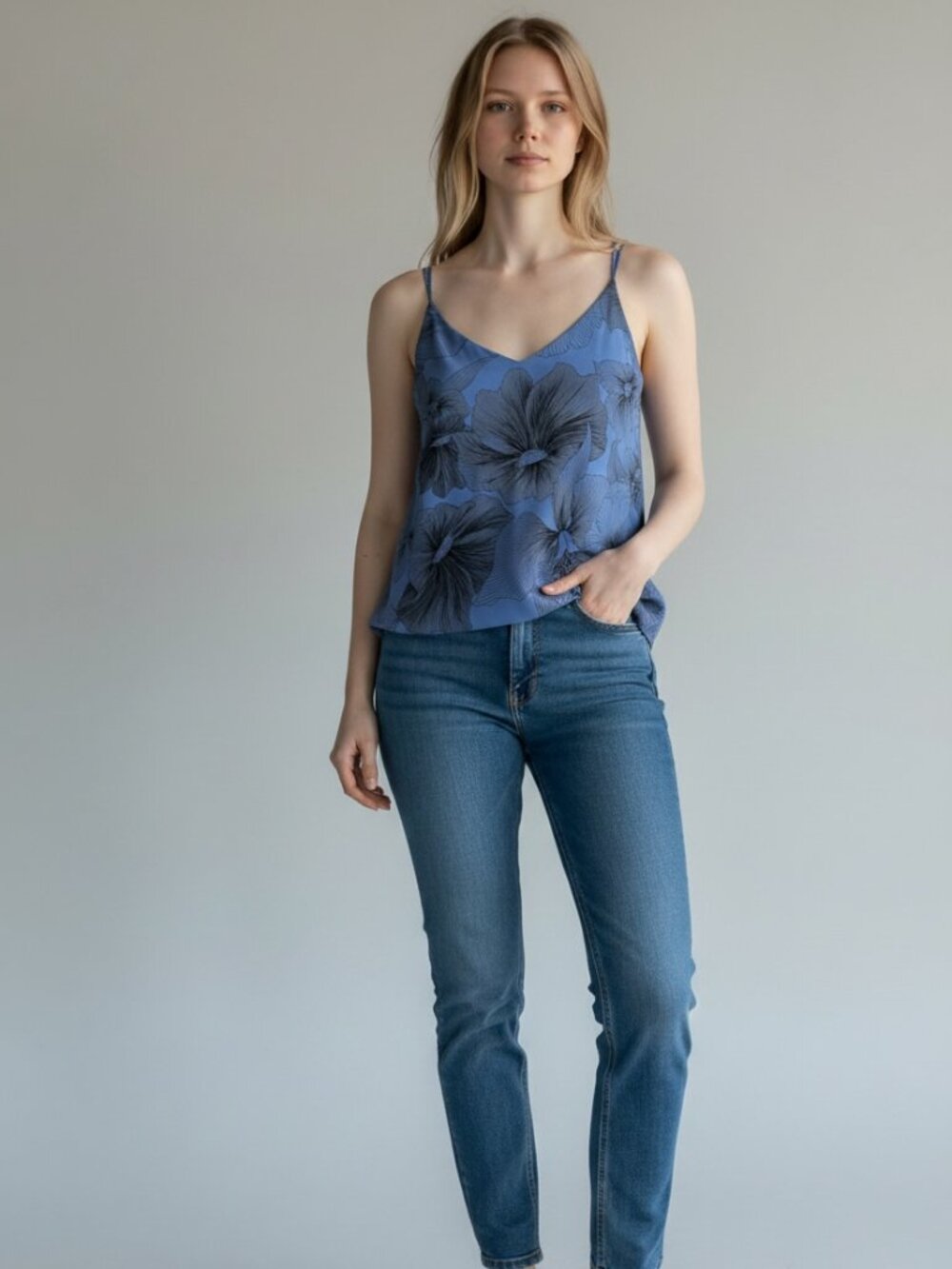 Ann Taylor LOFT Blue Black Floral Racerback Tank Top Blouse Size M